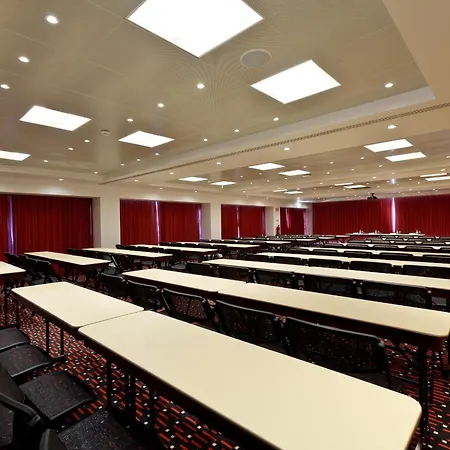 Szálloda Mercure Centro 4*