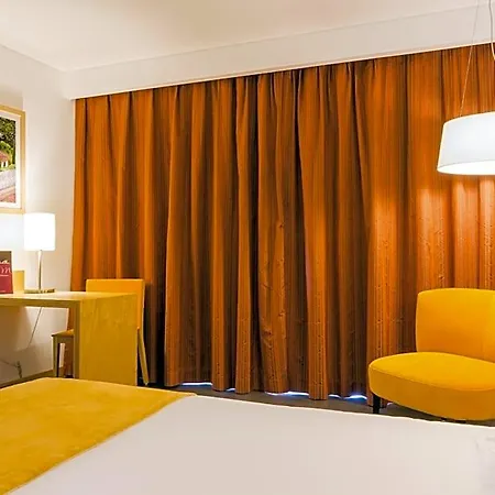 ホテル Mercure Centro 4*