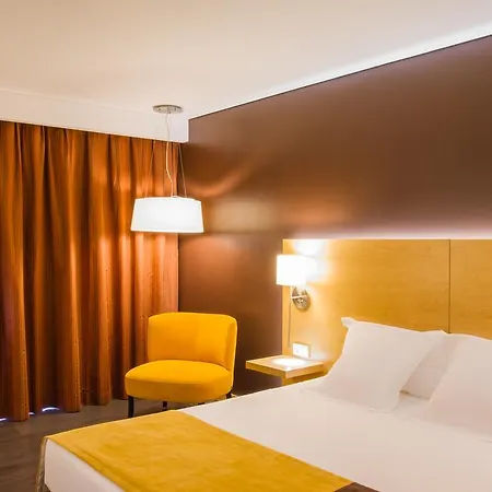 Szálloda Mercure Centro 4*