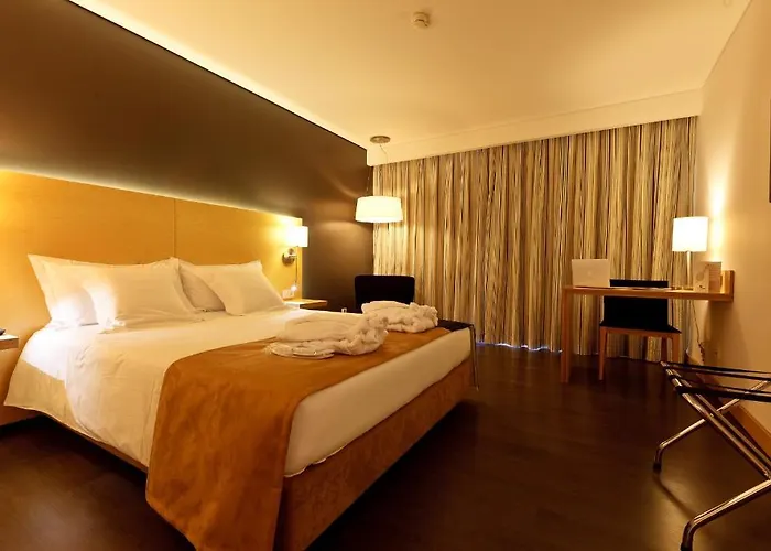 Mercure Centro Hotell 4*
